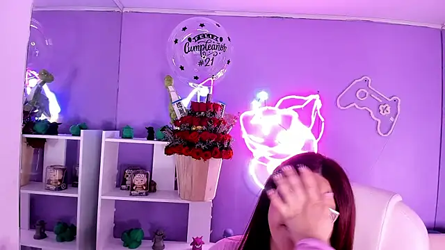 Camiila Osorio online show from 10-04-25, 08:51