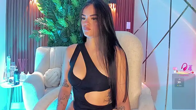 Snapshot of foxxxmegan chatting on 05-26-26, 04:25 foxxxmegan online show from 05-26-26, 04:25