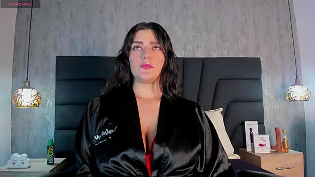 Snapshot of SARA_STONE17 chatting on 02-05-25, 11:23 SARA STONE17 online show from 02-05-25, 11:23
