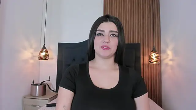 Snapshot of SARA_STONE17 chatting on 09-16-25, 11:44 SARA STONE17 online show from 09-16-25, 11:44