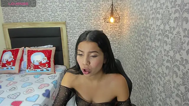 Snapshot of TATIGOLD2 chatting on 12-23-24, 12:52 TATIGOLD2 online show from 12-23-24, 12:52