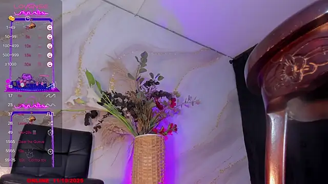 Snapshot of Karla-Ebony chatting on 10-11-25, 01:53 Karla-Ebony online show from 10-11-25, 01:53