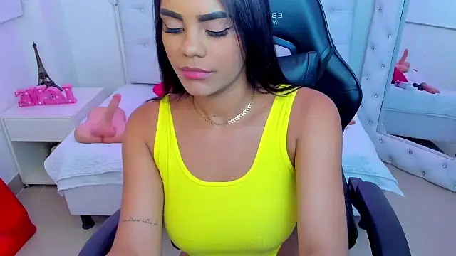 Snapshot of silvana__miller chatting on 02-12-25, 07:02 silvana miller online show from 02-12-25, 07:02