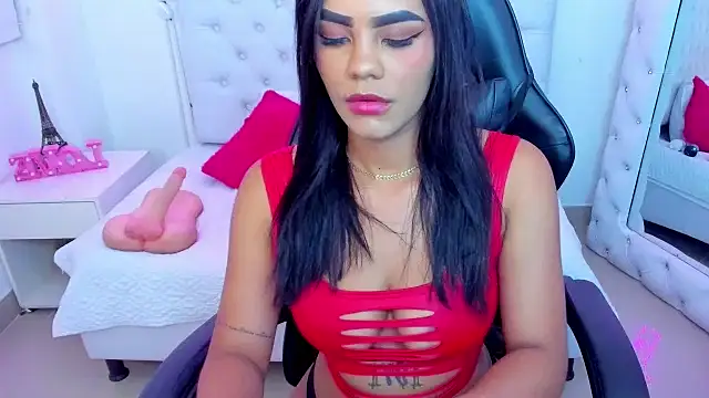 Snapshot of silvana__miller chatting on 02-15-25, 07:17 silvana miller online show from 02-15-25, 07:17