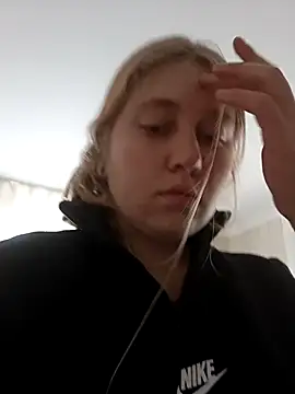 AnastasiaSky19 online show from 10-28-25, 08:51