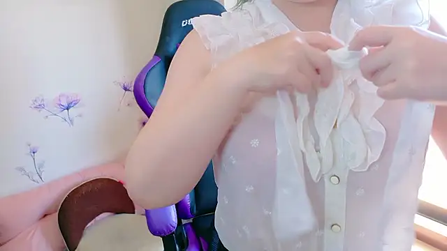 hazuki 8008 online show from 09-24-25, 03:32