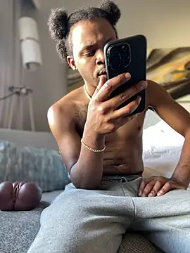 Snapshot of MobyDxck chatting on 12-21-24, 08:10 MobyDxck online show from 12-21-24, 08:10