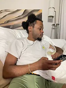 Snapshot of MobyDxck chatting on 01-04-25, 03:07 MobyDxck online show from 01-04-25, 03:07