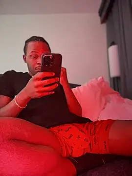 Snapshot of MobyDxck chatting on 02-09-25, 12:30 MobyDxck online show from 02-09-25, 12:30