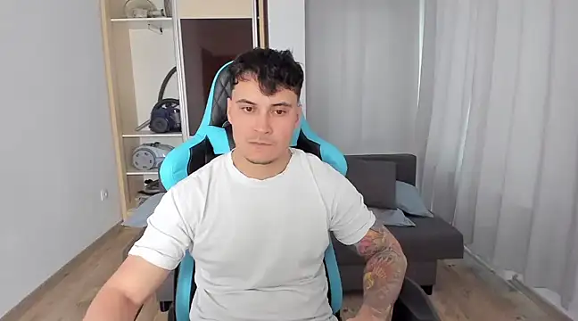 MatMalonne online show from 01-20-25, 01:53