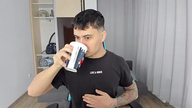 MatMalonne online show from 01-21-25, 06:11