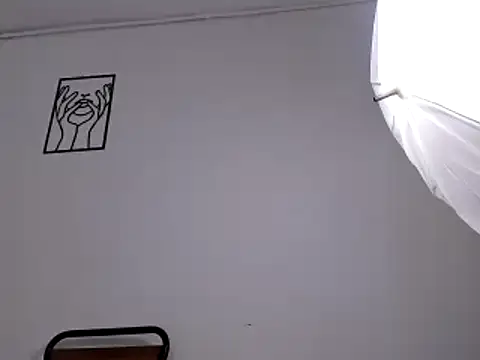 cloehonney online show from 02-14-25, 01:34