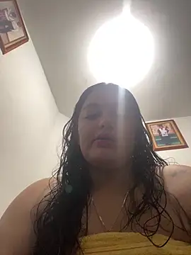 Snapshot of Laurenkenner_ chatting on 04-18-26, 07:58 Laurenkenner online show from 04-18-26, 07:58