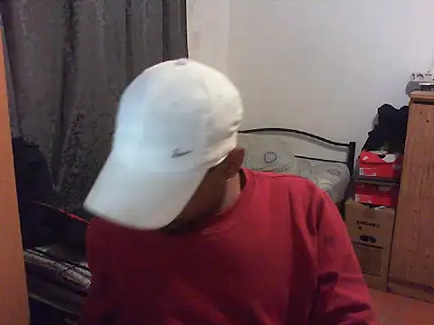 29YOURZ 28  online show from 09-10-25, 04:40