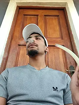 29YOURZ 28  online show from 10-12-25, 03:33