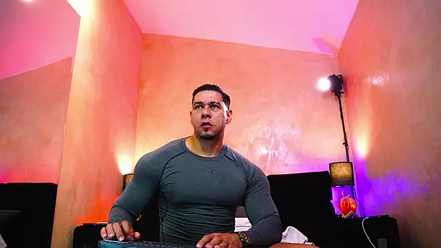 MassimoWalton2 online show from 03-29-26, 01:22