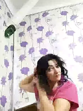 Snapshot of SweetLeila40 chatting on 02-03-25, 07:31 SweetLeila40 online show from 02-03-25, 07:31