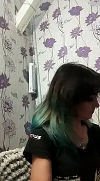 Snapshot of SweetLeila40 chatting on 02-27-25, 12:54 SweetLeila40 online show from 02-27-25, 12:54