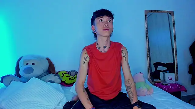 juniior 2311  online show from 12-04-25, 11:46