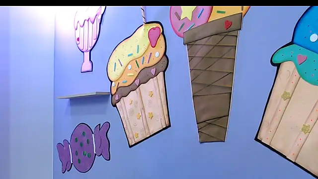 evaleribigtits18 online show from 11-17-25, 07:08