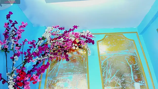 melaniecooperr online show from 03-29-26, 02:22