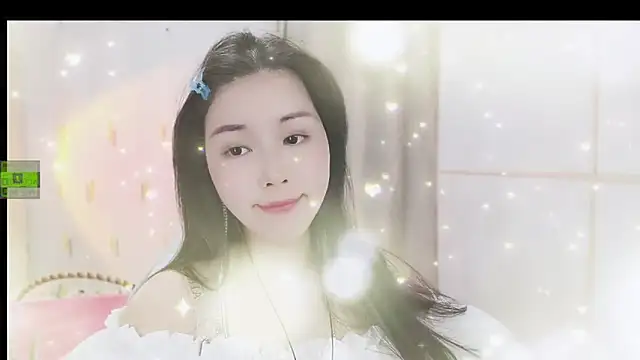 Snapshot of HK_angelchloe chatting on 10-29-25, 01:19 HK angelchloe online show from 10-29-25, 01:19