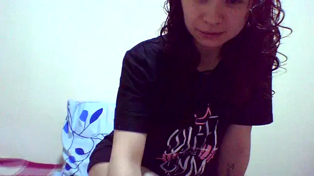 Snapshot of CELEna098rs707 chatting on 10-06-25, 03:48 CELEna098rs707 online show from 10-06-25, 03:48