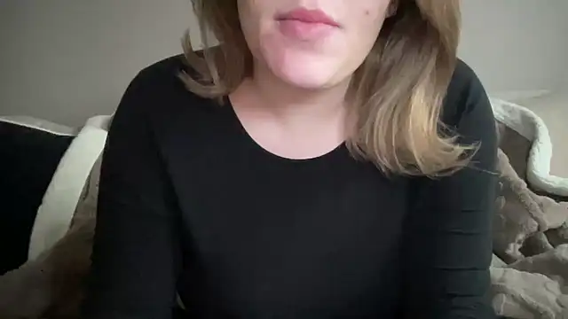 Snapshot of lilylush24 chatting on 01-20-25, 08:52 lilylush24 online show from 01-20-25, 08:52