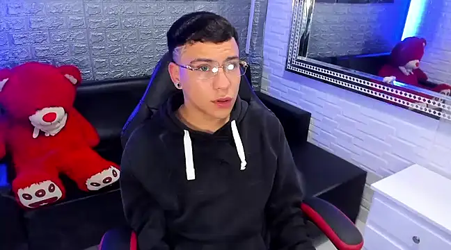 salvadorgomezx online show from 02-18-25, 10:16