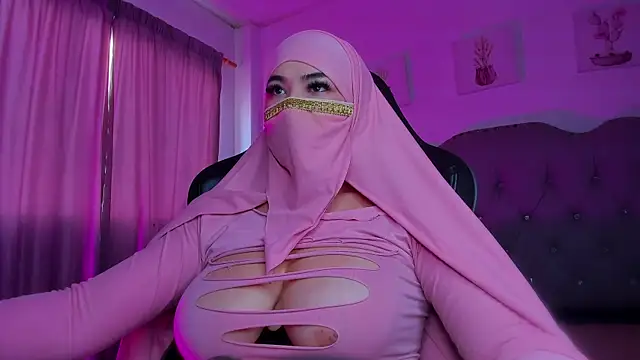 Tahiraa  online show from 01-18-25, 01:08