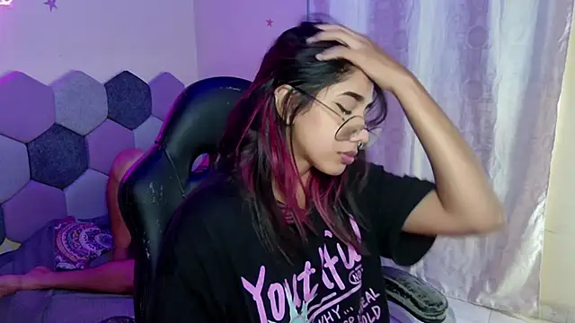 Snapshot of Horny_tgn chatting on 02-04-25, 09:10 Horny tgn online show from 02-04-25, 09:10