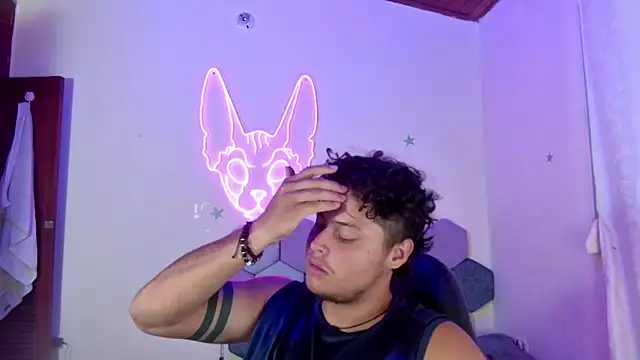 Snapshot of Horny_tgn chatting on 02-06-25, 09:28 Horny tgn online show from 02-06-25, 09:28