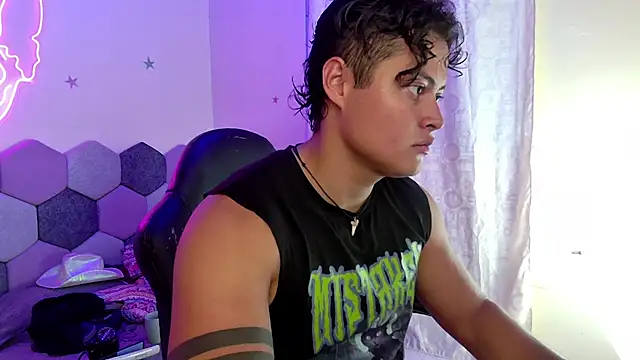 Snapshot of Horny_tgn chatting on 02-09-25, 06:37 Horny tgn online show from 02-09-25, 06:37