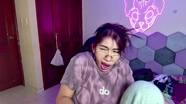 Snapshot of Horny_tgn chatting on 02-19-25, 12:55 Horny tgn online show from 02-19-25, 12:55