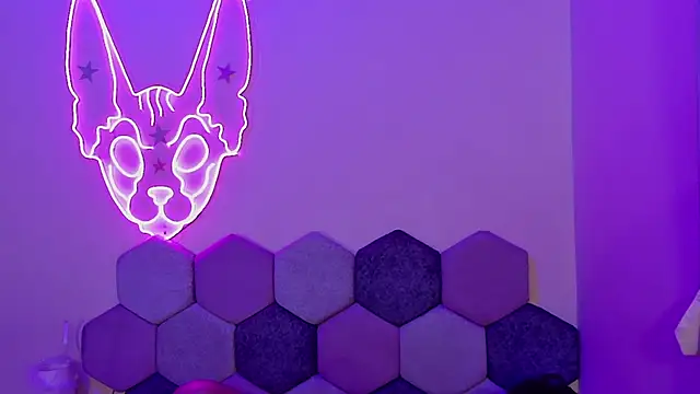 Snapshot of Horny_tgn chatting on 03-22-25, 06:03 Horny tgn online show from 03-22-25, 06:03