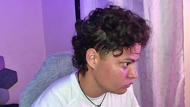 Snapshot of Horny_tgn chatting on 09-29-25, 11:26 Horny tgn online show from 09-29-25, 11:26