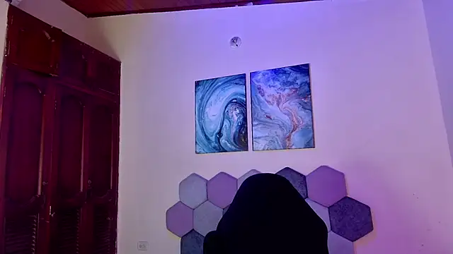 Snapshot of Horny_tgn chatting on 10-15-25, 07:36 Horny tgn online show from 10-15-25, 07:36