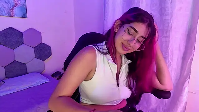 Snapshot of Horny_tgn chatting on 11-21-25, 09:24 Horny tgn online show from 11-21-25, 09:24