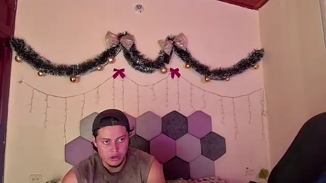 Snapshot of Horny_tgn chatting on 12-14-25, 09:52 Horny tgn online show from 12-14-25, 09:52