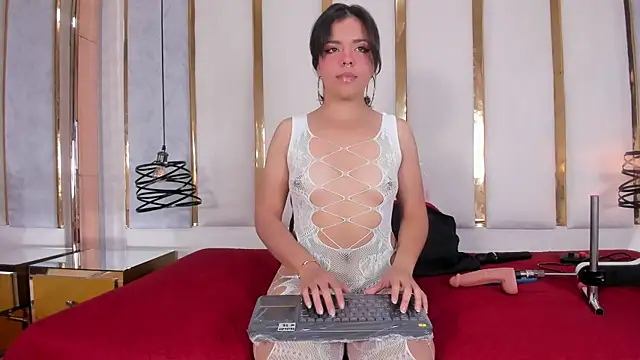 Snapshot of ivannabellini chatting on 01-10-25, 01:09 ivannabellini online show from 01-10-25, 01:09