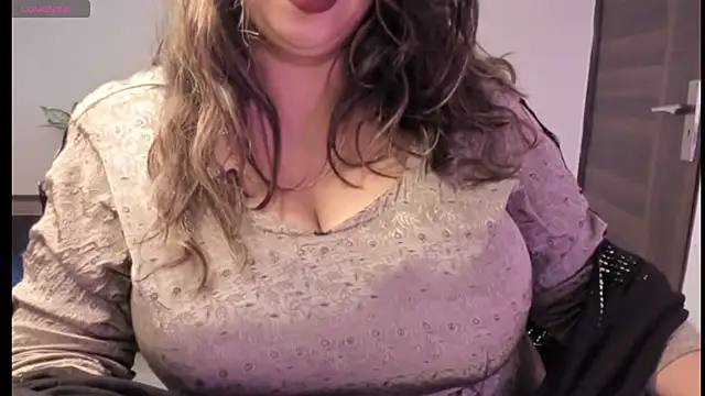 Gulabi Queen online show from 03-12-25, 07:17