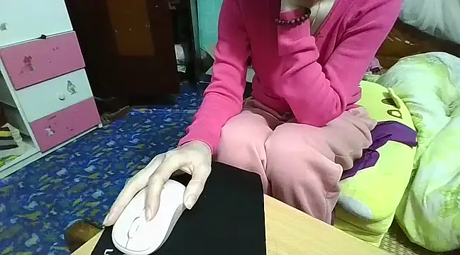 Snapshot of Anna-Cute69 chatting on 02-27-25, 01:16 Anna-Cute69 online show from 02-27-25, 01:16