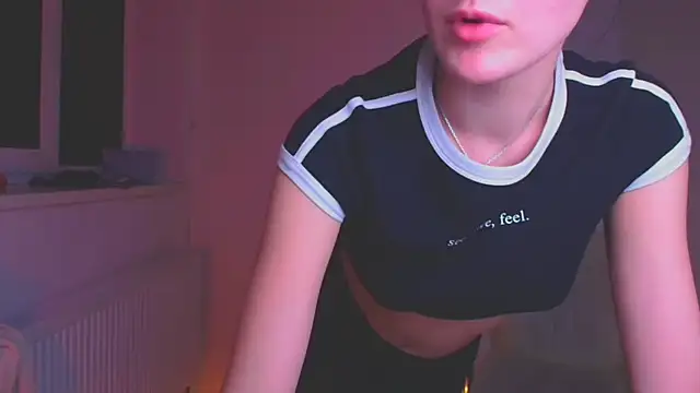 Snapshot of Josephine_jo chatting on 01-12-25, 02:24 Josephine jo online show from 01-12-25, 02:24