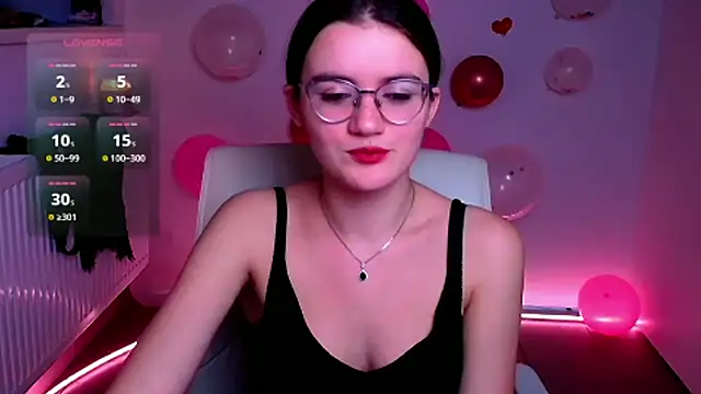 Snapshot of Josephine_jo chatting on 02-16-25, 11:05 Josephine jo online show from 02-16-25, 11:05