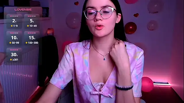 Snapshot of Josephine_jo chatting on 02-18-25, 12:04 Josephine jo online show from 02-18-25, 12:04