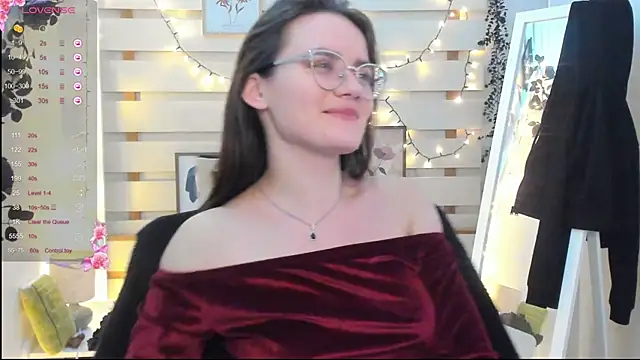 Snapshot of Josephine_jo chatting on 12-17-25, 09:10 Josephine jo online show from 12-17-25, 09:10