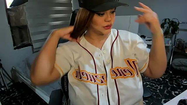 cattleya campbell online show from 09-12-25, 09:59