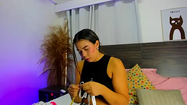 Snapshot of Martina_Miiller chatting on 02-06-25, 12:59 Martina Miiller online show from 02-06-25, 12:59