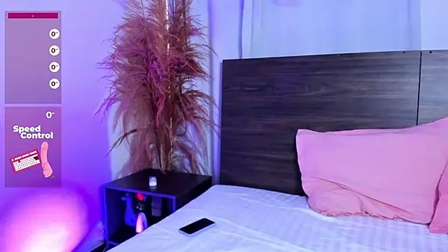 Snapshot of Martina_Miiller chatting on 02-11-25, 12:58 Martina Miiller online show from 02-11-25, 12:58