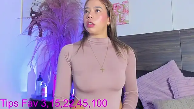 Snapshot of Martina_Miiller chatting on 11-07-25, 12:16 Martina Miiller online show from 11-07-25, 12:16